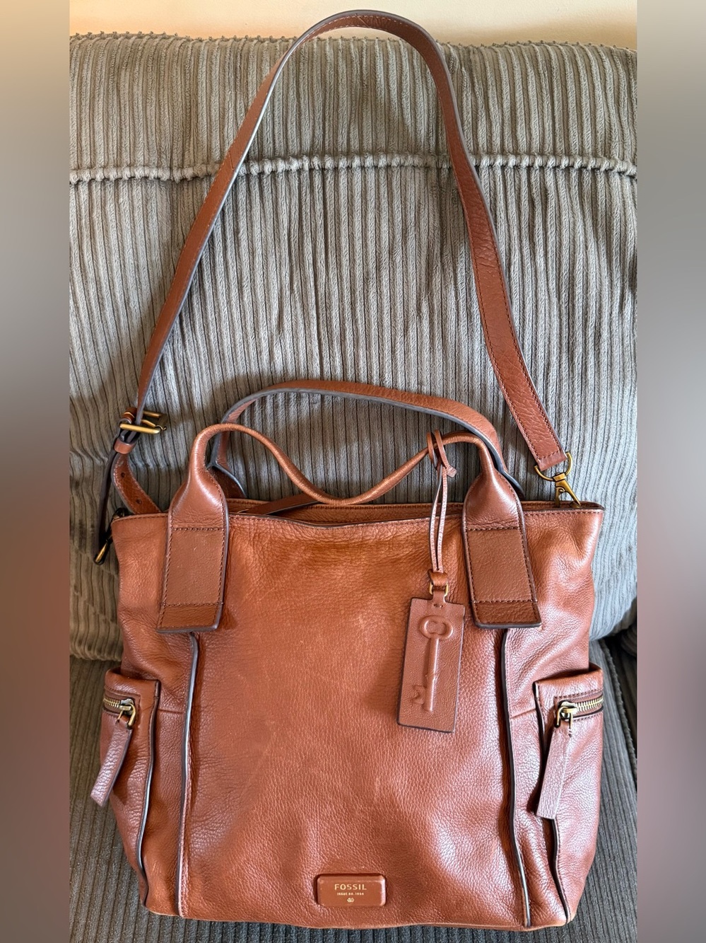 VTG Fossil Large Leather Tote in Cognac Bag Brown Key Fob